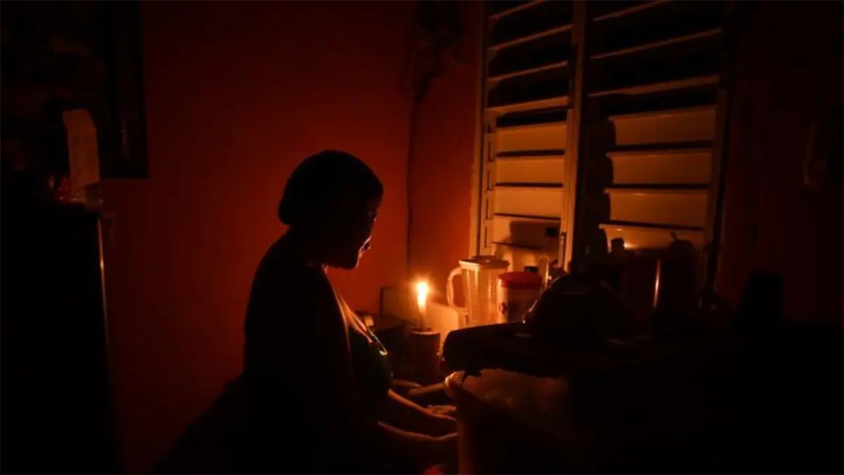 Ministro de Energía dice apagón nacional no puede atribuirse a sabotaje